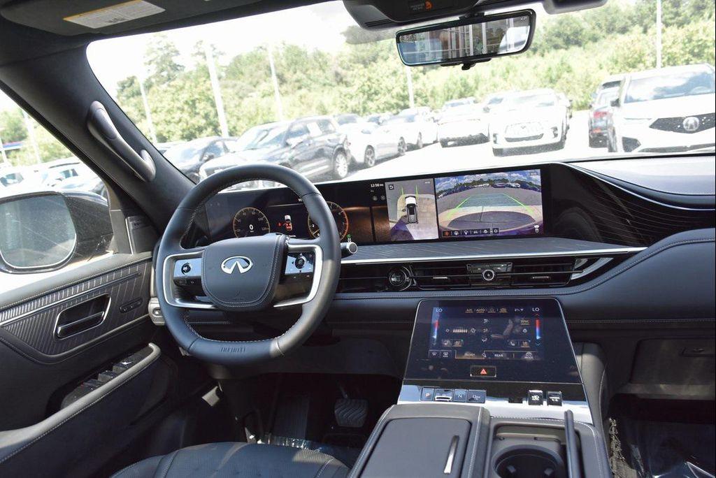 new 2025 INFINITI QX80 car, priced at $116,255
