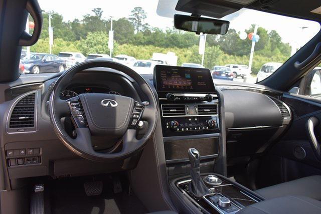 new 2024 INFINITI QX80 car, priced at $92,000