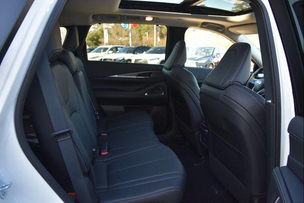 new 2025 INFINITI QX60 car, priced at $49,551