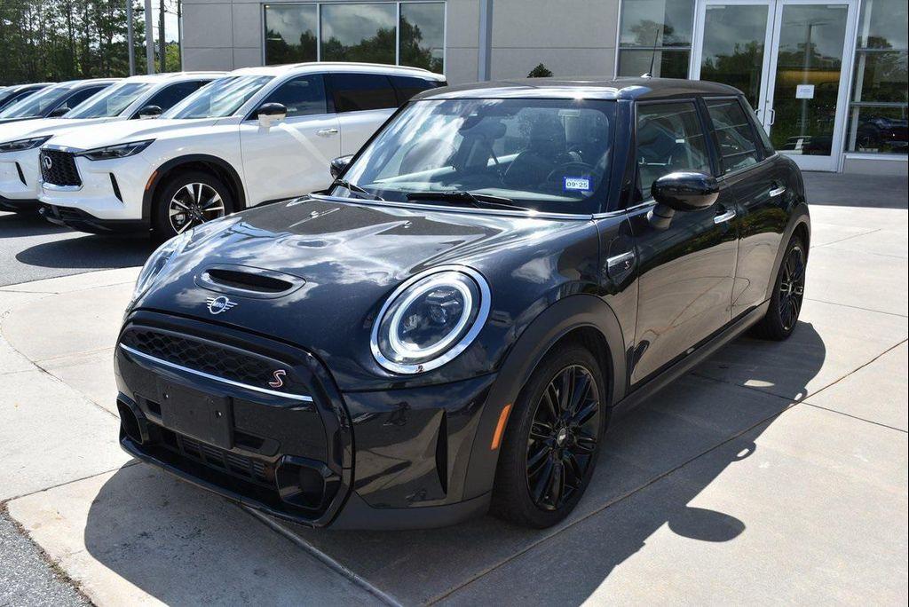 used 2024 MINI Hardtop car, priced at $22,350