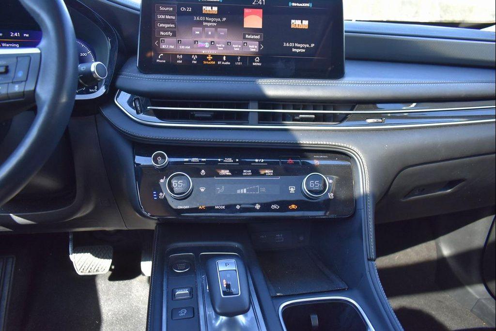used 2024 INFINITI QX60 car, priced at $37,400