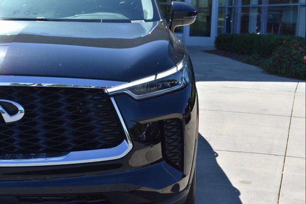 used 2025 INFINITI QX60 car, priced at $47,990