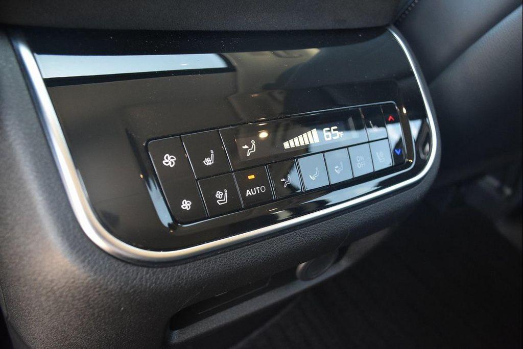 new 2025 INFINITI QX80 car, priced at $84,380