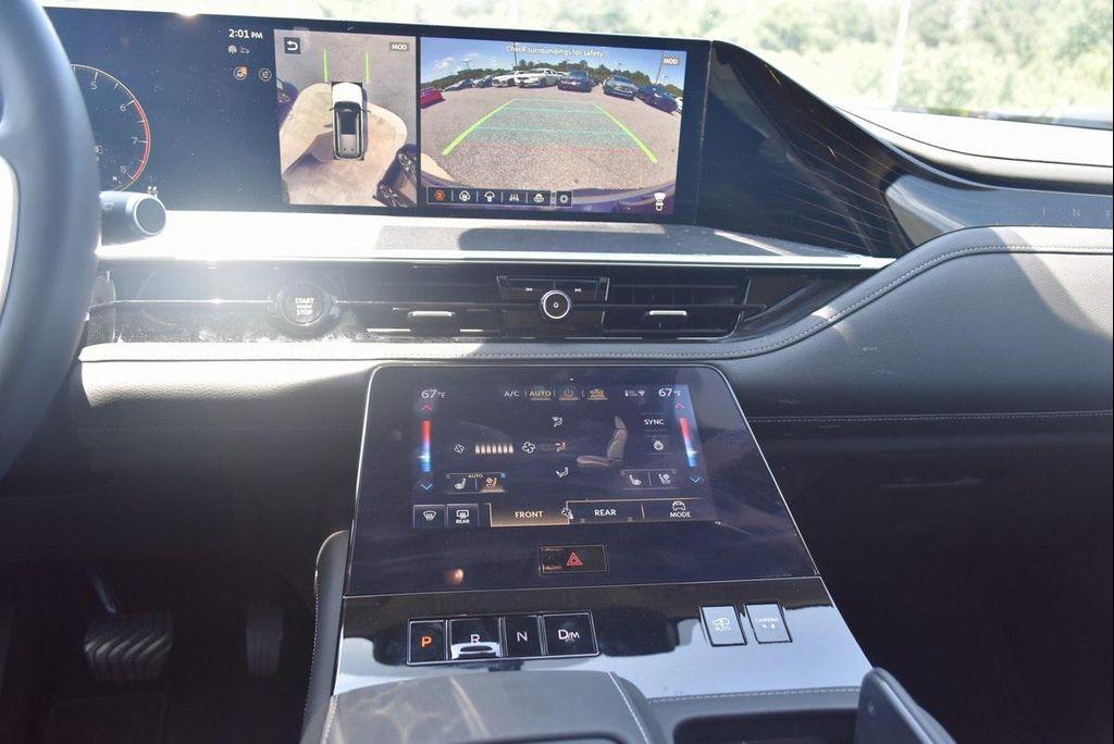 new 2025 INFINITI QX80 car, priced at $84,380