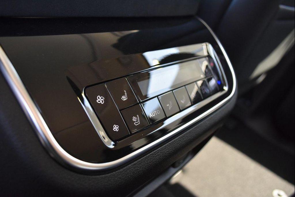 new 2025 INFINITI QX80 car, priced at $81,190