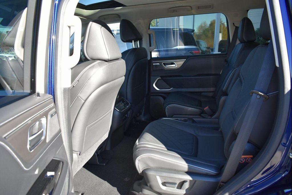 new 2025 INFINITI QX80 car, priced at $75,999