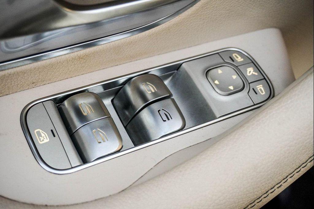 used 2020 Mercedes-Benz GLE 350 car, priced at $28,487