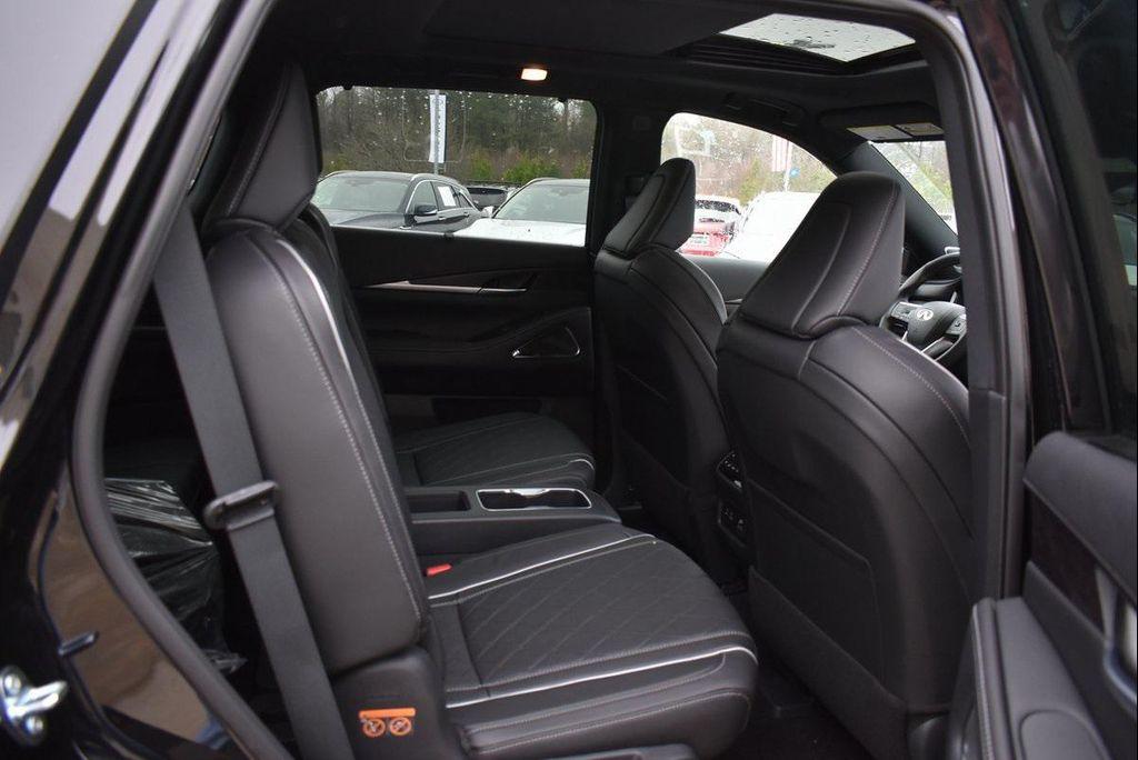new 2025 INFINITI QX60 car, priced at $58,991