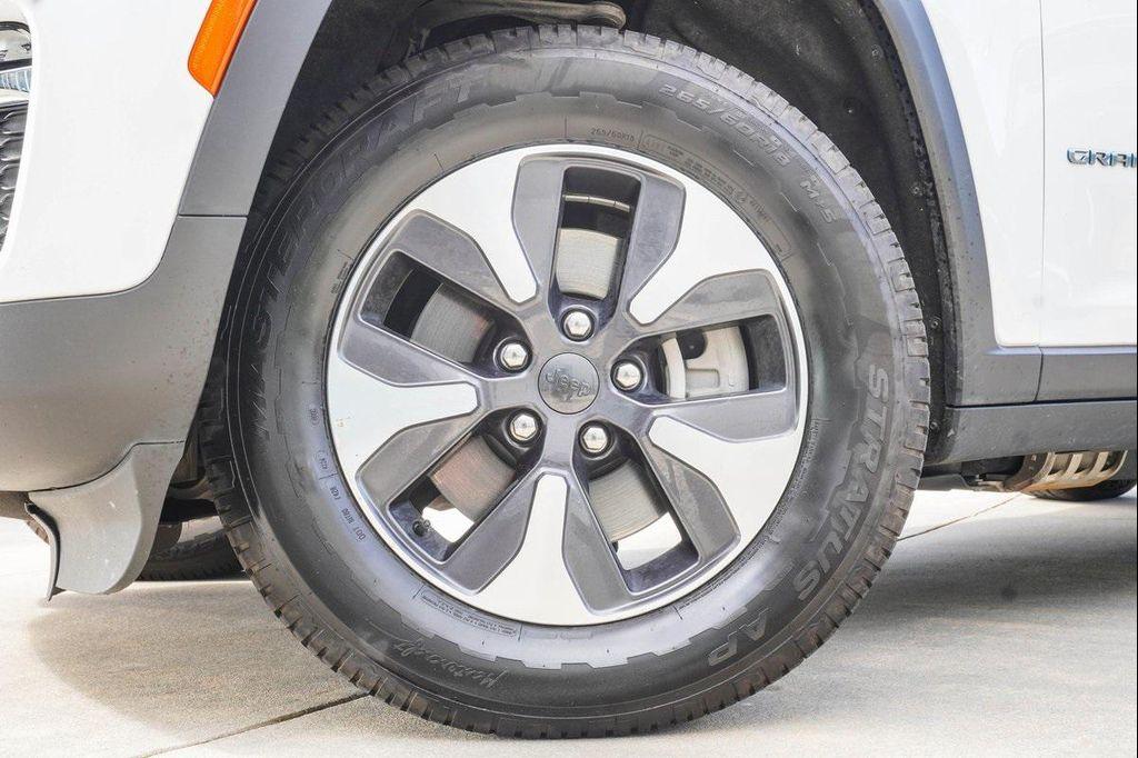 used 2024 Jeep Grand Cherokee 4xe car, priced at $26,490