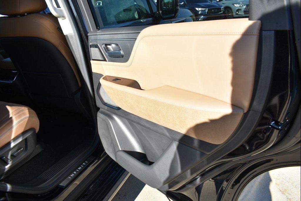 new 2025 INFINITI QX80 car, priced at $87,464