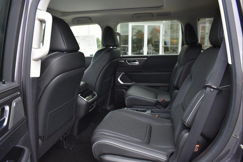 new 2025 INFINITI QX80 car, priced at $80,999