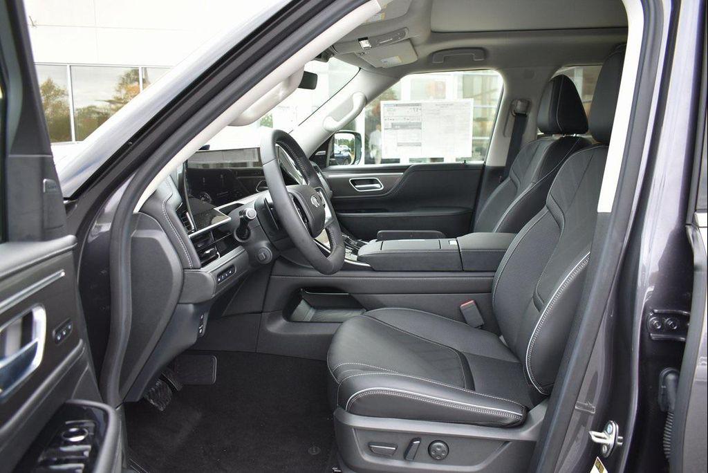 new 2025 INFINITI QX80 car, priced at $80,999