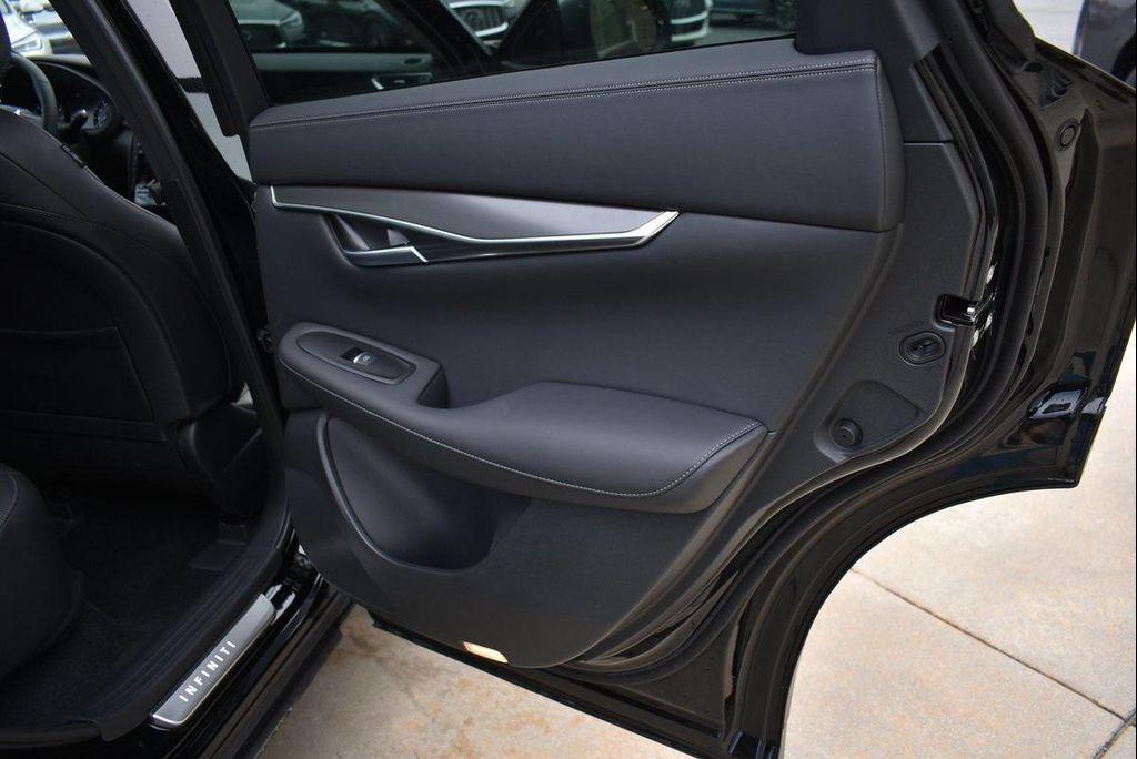 new 2025 INFINITI QX50 car, priced at $39,270
