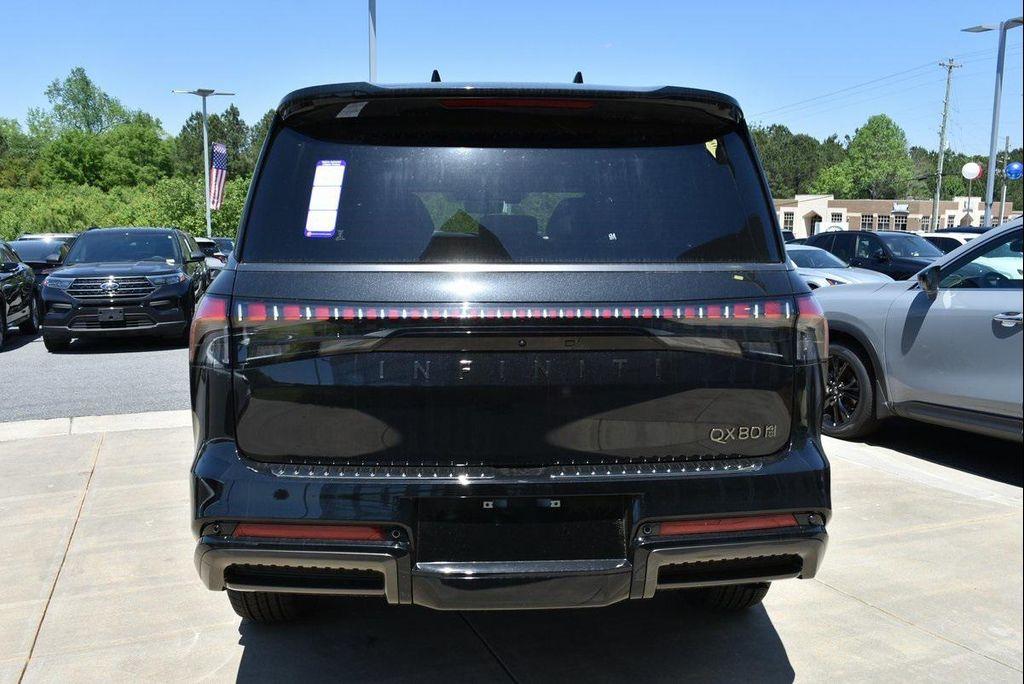 new 2025 INFINITI QX80 car, priced at $99,465