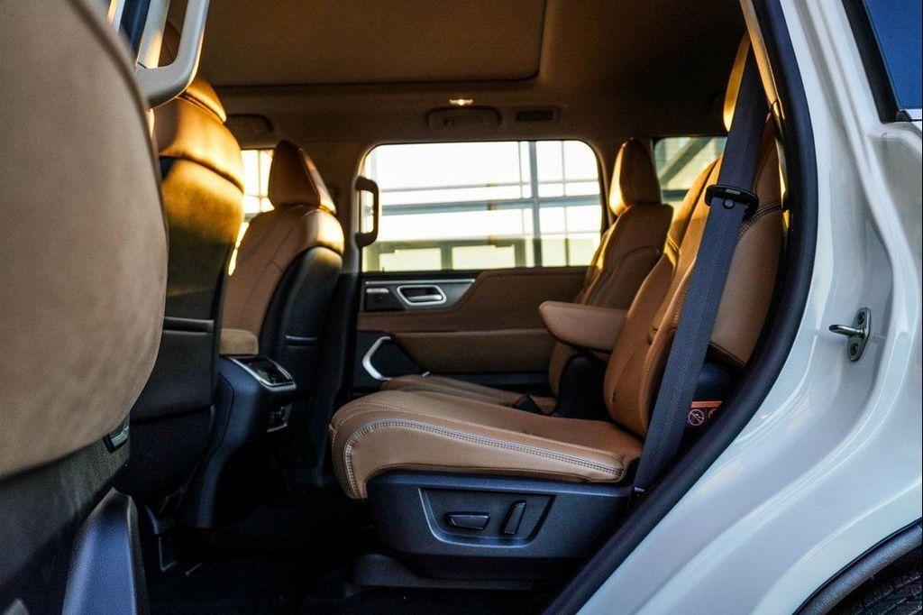 new 2026 INFINITI QX80 car, priced at $88,510