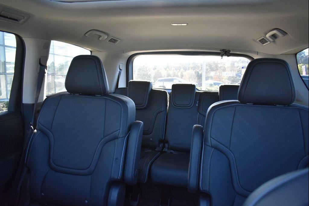 new 2025 INFINITI QX80 car, priced at $78,027