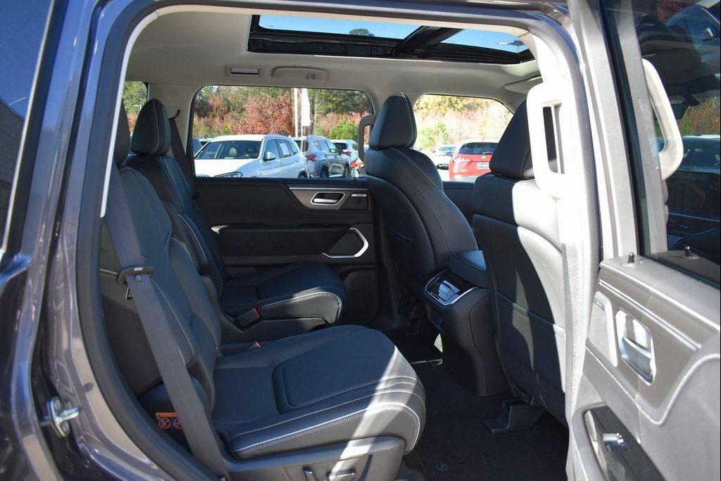 new 2025 INFINITI QX80 car, priced at $78,027