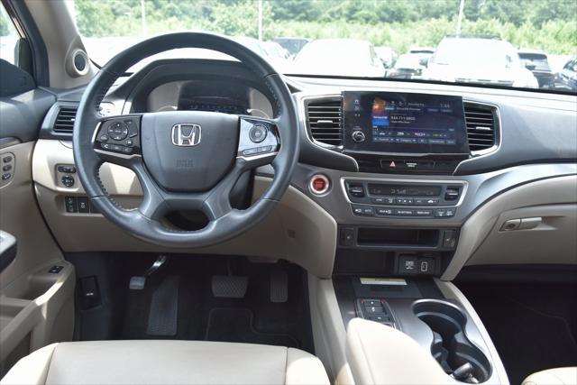 used 2022 Honda Pilot car, priced at $33,577