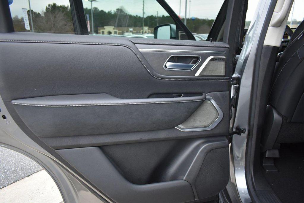 new 2025 INFINITI QX80 car, priced at $89,649