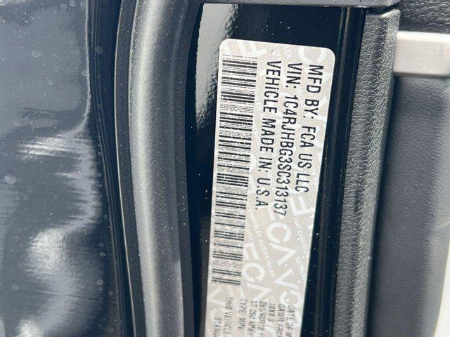 new 2025 Jeep Grand Cherokee car, priced at $42,063