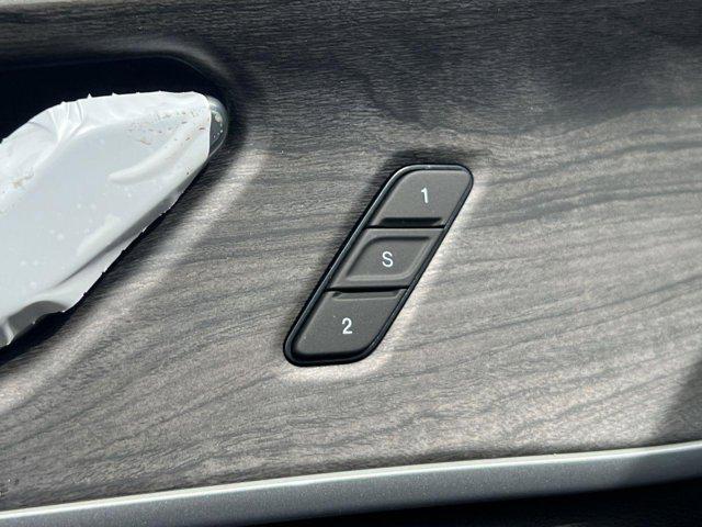 new 2025 Jeep Grand Cherokee car, priced at $42,063
