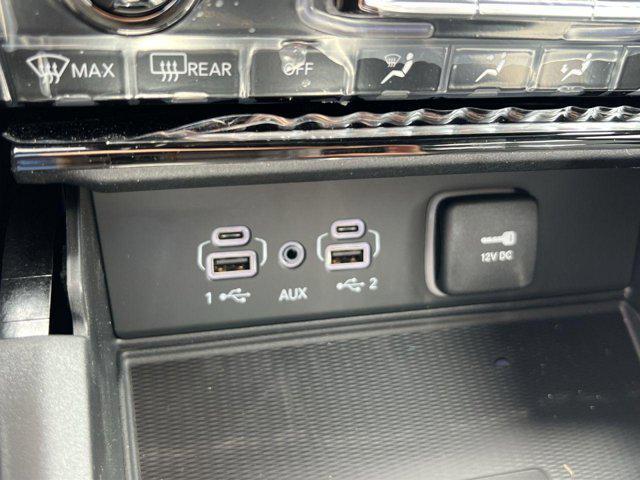 new 2025 Jeep Grand Cherokee car, priced at $45,616