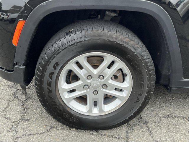 used 2022 Jeep Grand Cherokee car, priced at $26,500
