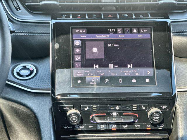 new 2025 Jeep Grand Cherokee car, priced at $37,507