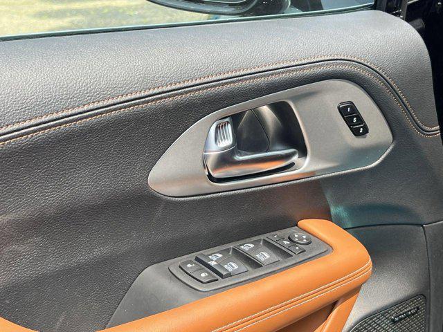 new 2025 Chrysler Pacifica car, priced at $45,318