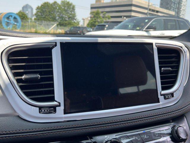 new 2025 Chrysler Pacifica car, priced at $45,318