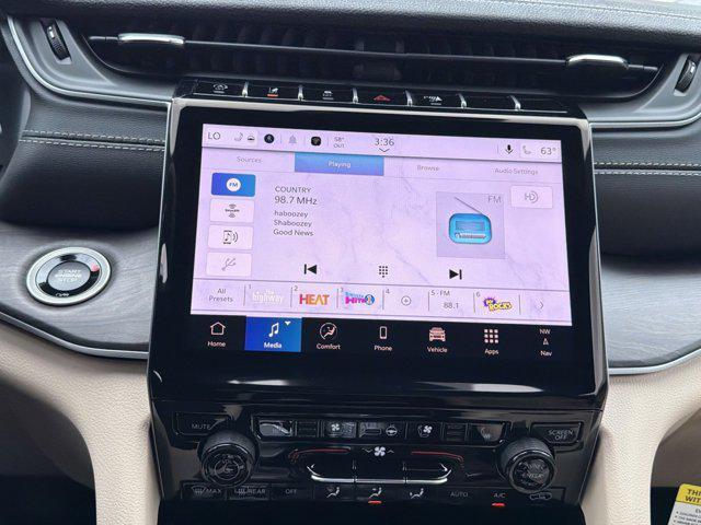 new 2025 Jeep Grand Cherokee car, priced at $52,935