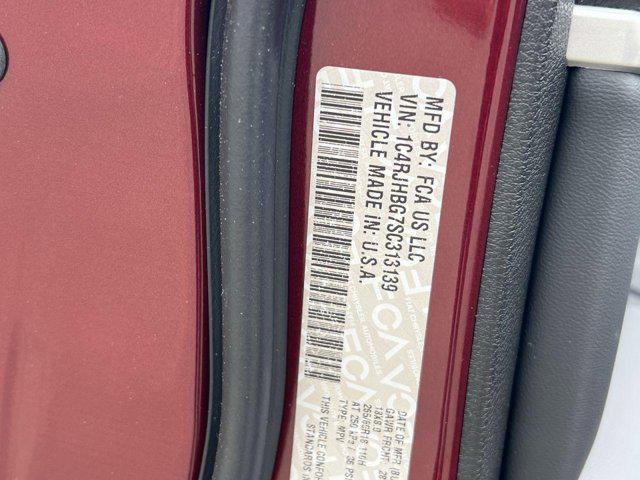 new 2025 Jeep Grand Cherokee car, priced at $42,063
