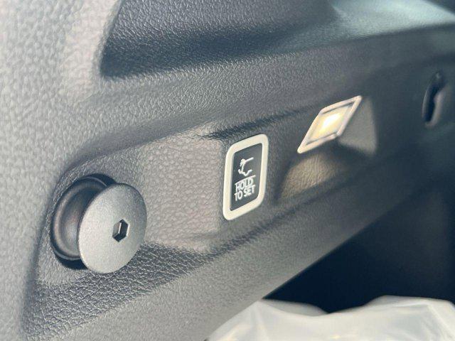 new 2025 Jeep Grand Cherokee L car, priced at $47,380