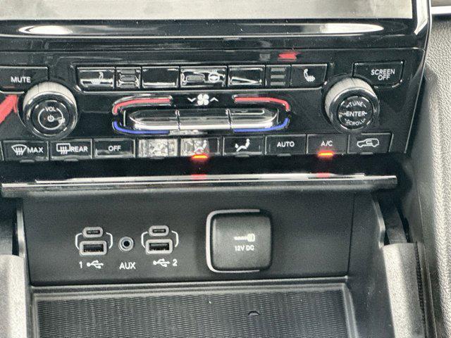 new 2025 Jeep Grand Cherokee car, priced at $36,989