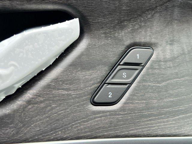 new 2025 Jeep Grand Cherokee car, priced at $42,063