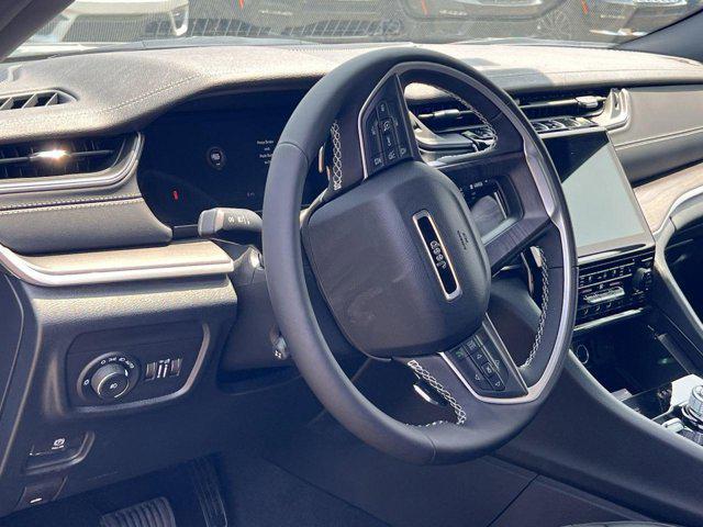 new 2025 Jeep Grand Cherokee L car, priced at $43,504