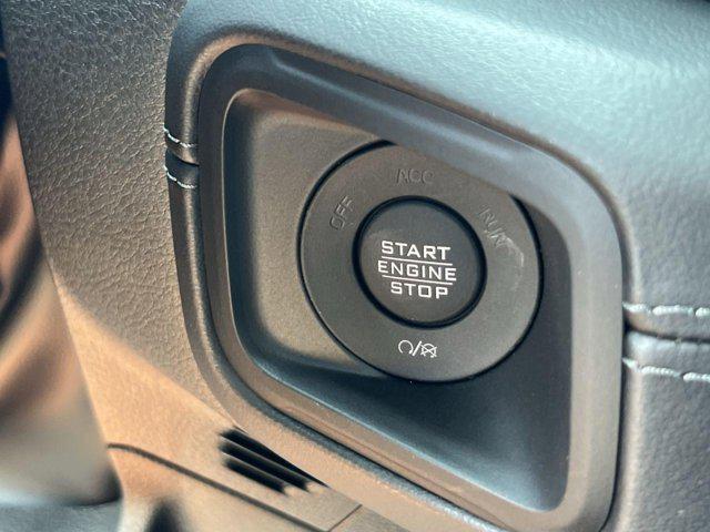 new 2025 Jeep Wrangler car, priced at $47,117