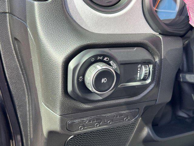 new 2025 Jeep Wrangler car, priced at $44,352