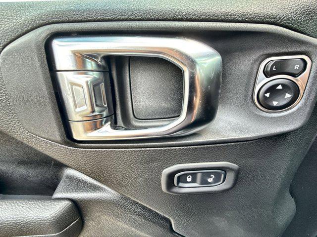 new 2025 Jeep Wrangler car, priced at $36,458