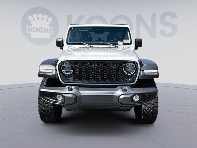 new 2025 Jeep Wrangler car, priced at $45,711