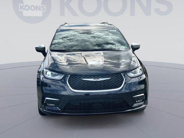 new 2026 Chrysler Pacifica car, priced at $48,843