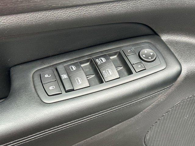 used 2015 Jeep Grand Cherokee car, priced at $11,500
