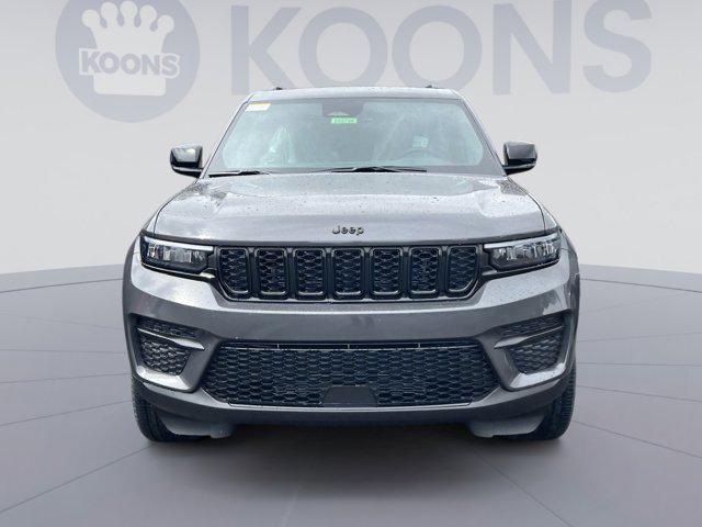 new 2025 Jeep Grand Cherokee car, priced at $41,202