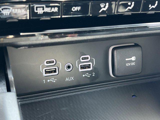 new 2025 Jeep Grand Cherokee L car, priced at $40,700