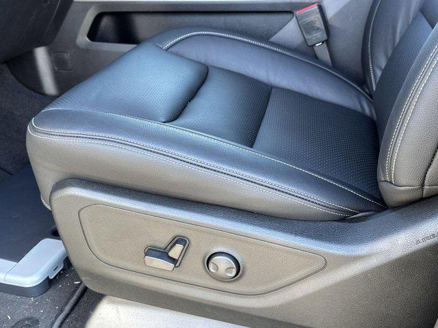 new 2025 Ram 1500 car, priced at $67,223