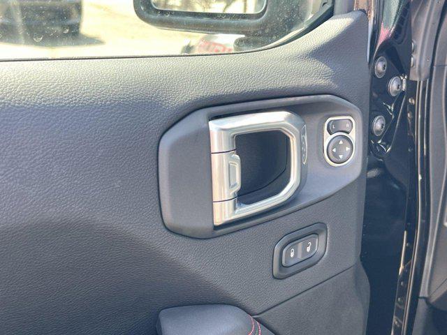 new 2025 Jeep Wrangler car, priced at $51,996