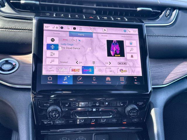 new 2025 Jeep Grand Cherokee car, priced at $54,576