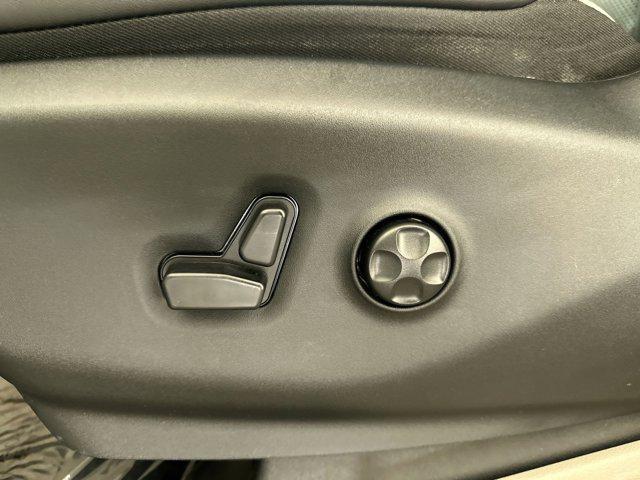 used 2023 Chrysler Pacifica car, priced at $37,500