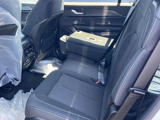 new 2025 Jeep Grand Cherokee L car, priced at $36,894