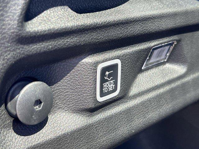 new 2025 Jeep Grand Cherokee L car, priced at $36,894